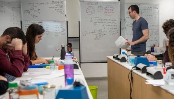 Traumatized students may struggle in school. (Photo: Rafael Ben-Menashe, TAU)