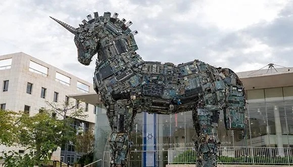 cyber horse unicorn 580